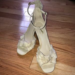 Seychelles wedges size 6